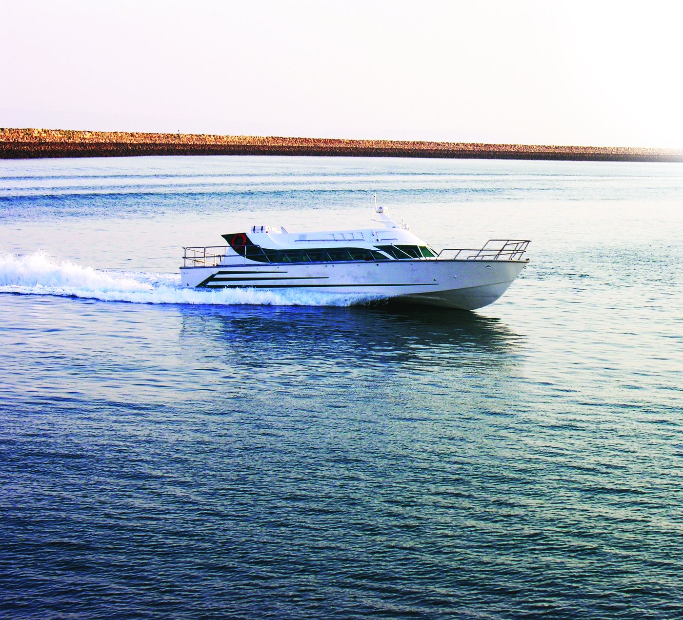 Bateau de passagers de 15 m